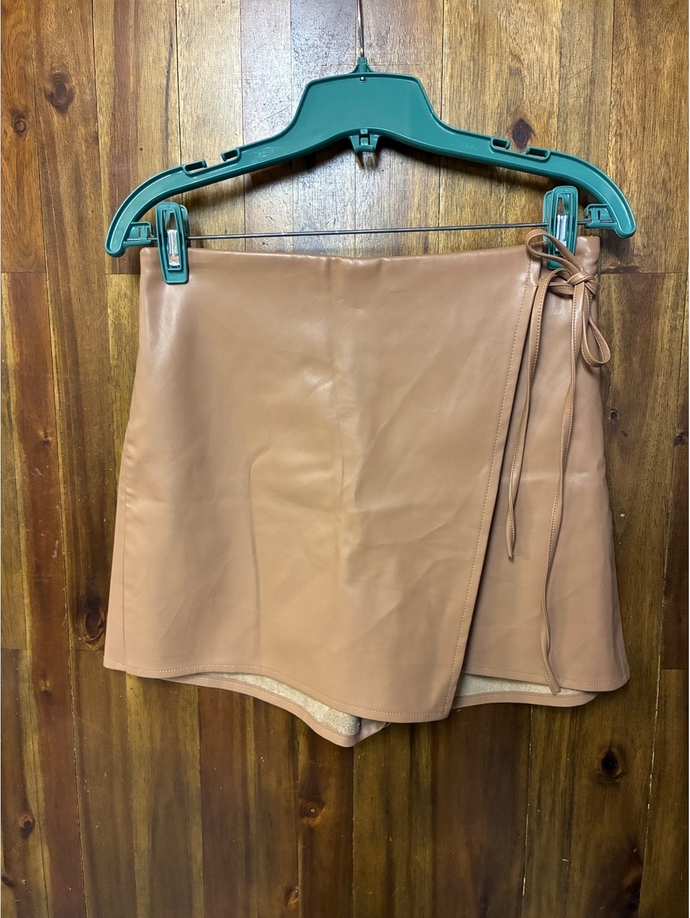 Blu Ivy Pleather Wrap Skort Size S Tan Faux Leather Y2K 2000s Going Out Mini